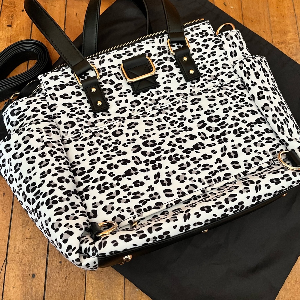 White Elm Leopard Print Tote - Black and White - Picture 8 of 12